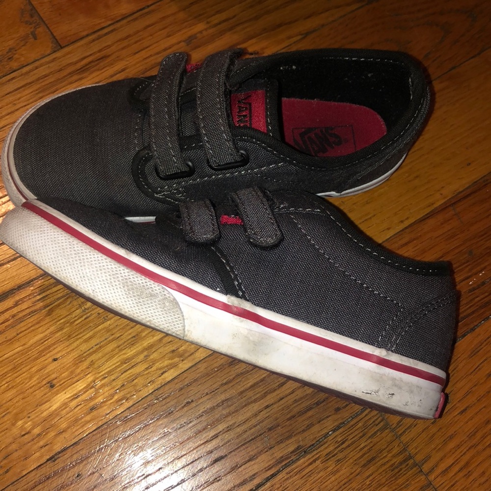 Toddler gray/red vans